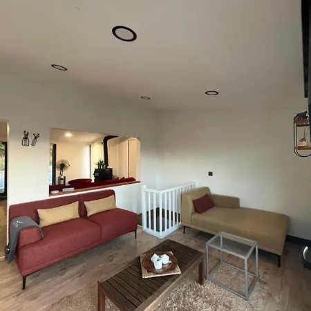 Yesilin Tonlariyla Sarilmis Lueks Holiday home